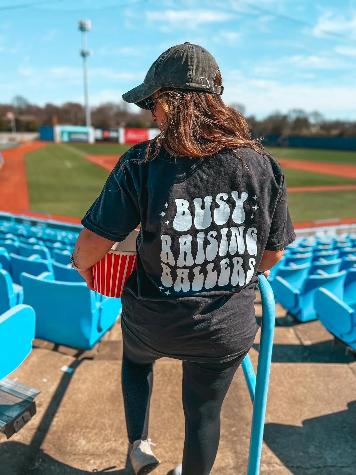 BUSY RAISING BALLERS BASEBALL MAMA